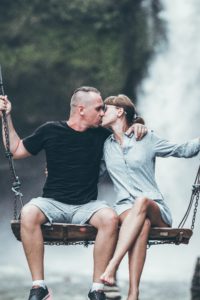 dating in your 40's as a man